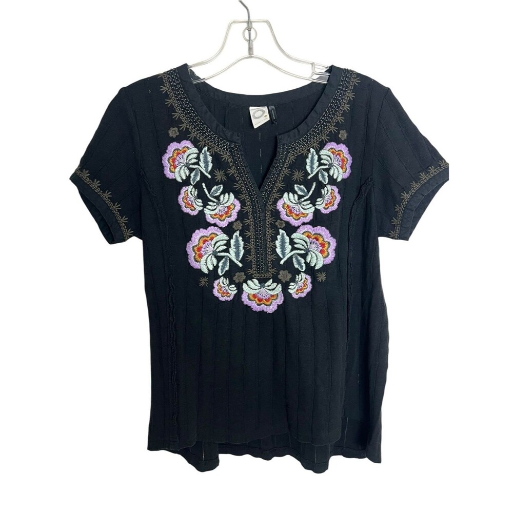 Anthropologie Akemi + Kin Embroidered Floral Black Blouse Small Boho Johnny Was